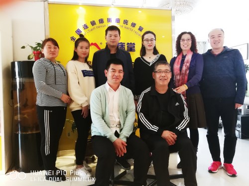 内蒙古，湖北省，陕西省，广东省的美痣堂加盟商在公司培训学习